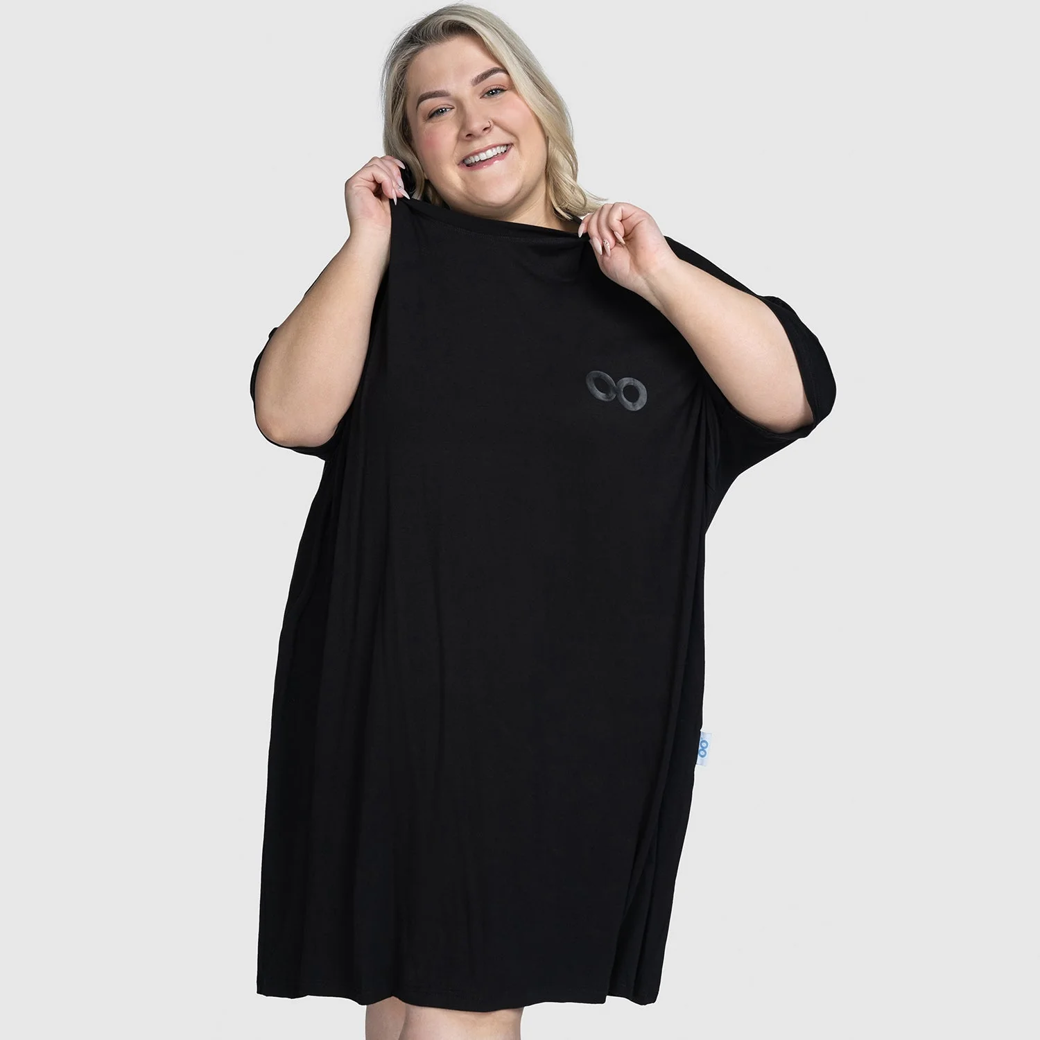 All Black - Image 6