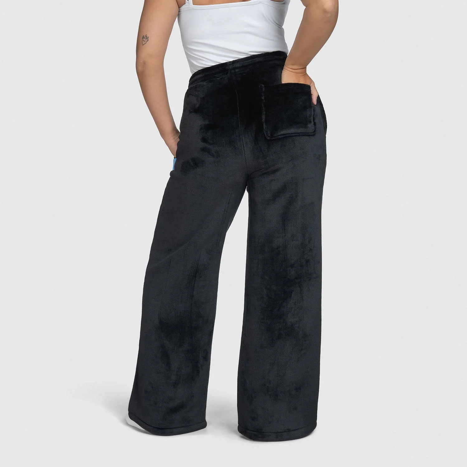 Black - Image 3